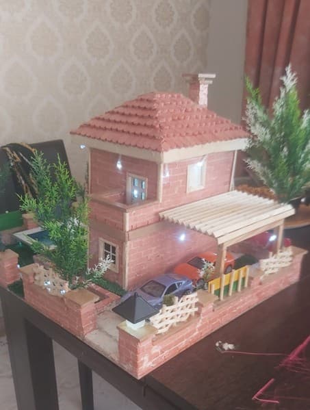 Işıklı minyatür ev ve garaj